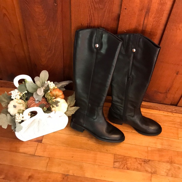 New and in immaculate condition. INC Fawne Genuine Leather black riding boots. - Picture 2 of 12
